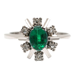 Bague Entourage en or blanc, émeraude et diamants