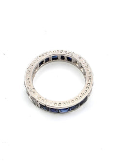 Bague Alliance en or blanc, saphirs et diamants