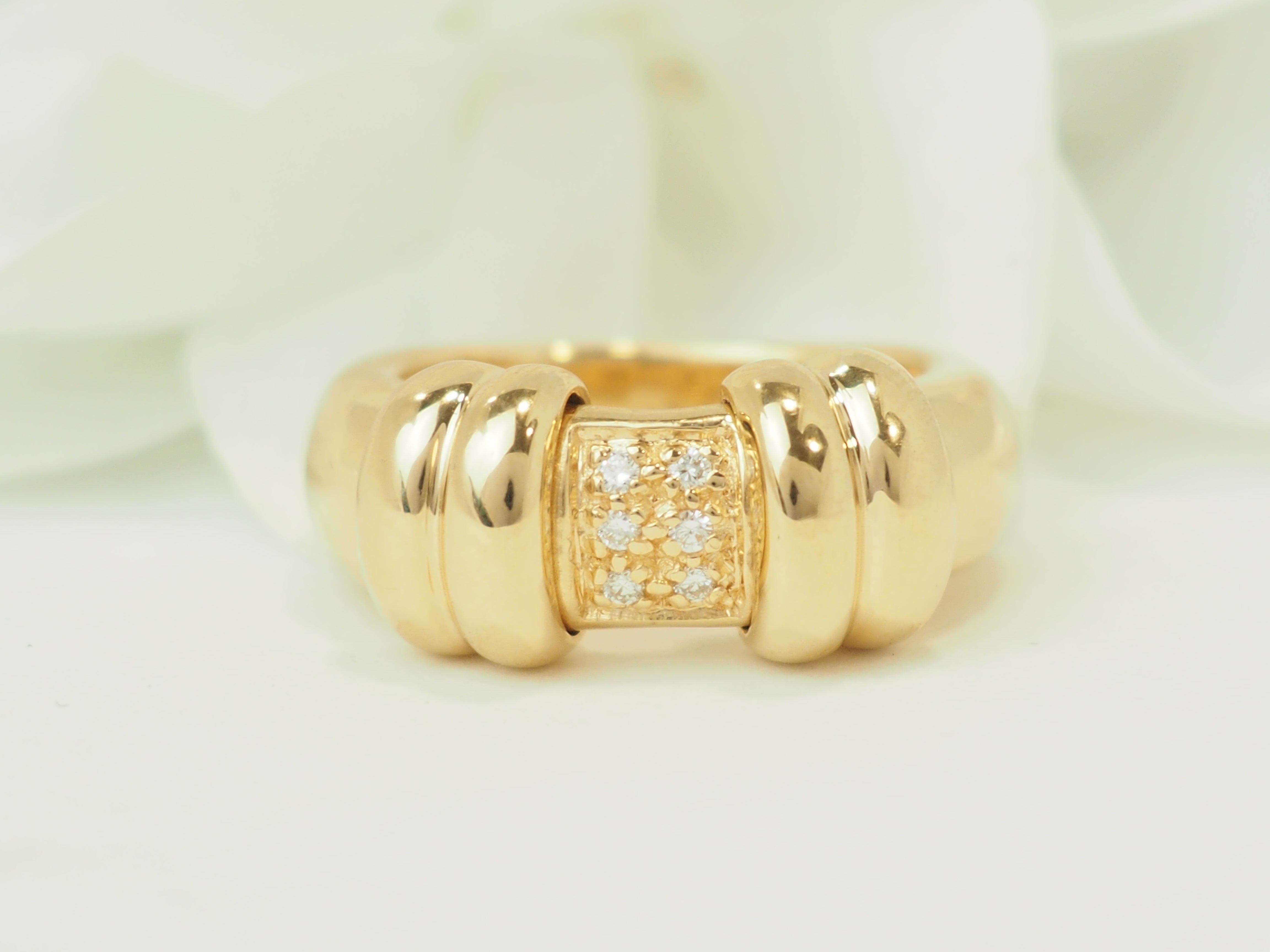 Bague en or jaune et diamant
