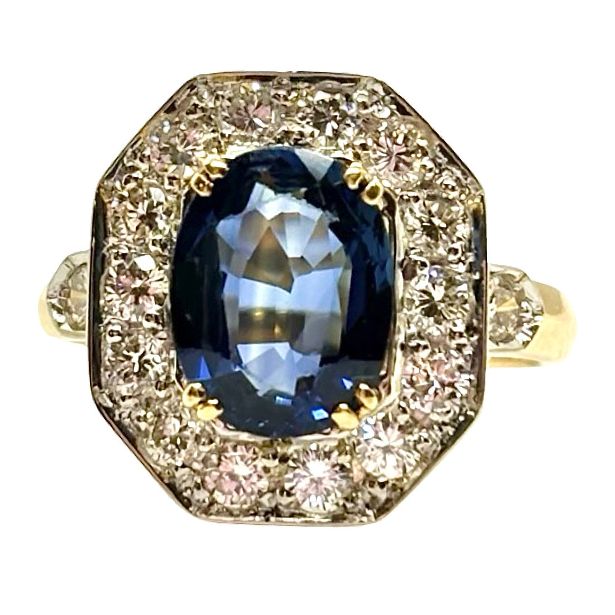 Bague Entourage en or jaune, saphir et diamants