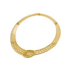 Collier plastron, motif capitonné, or jaune.
