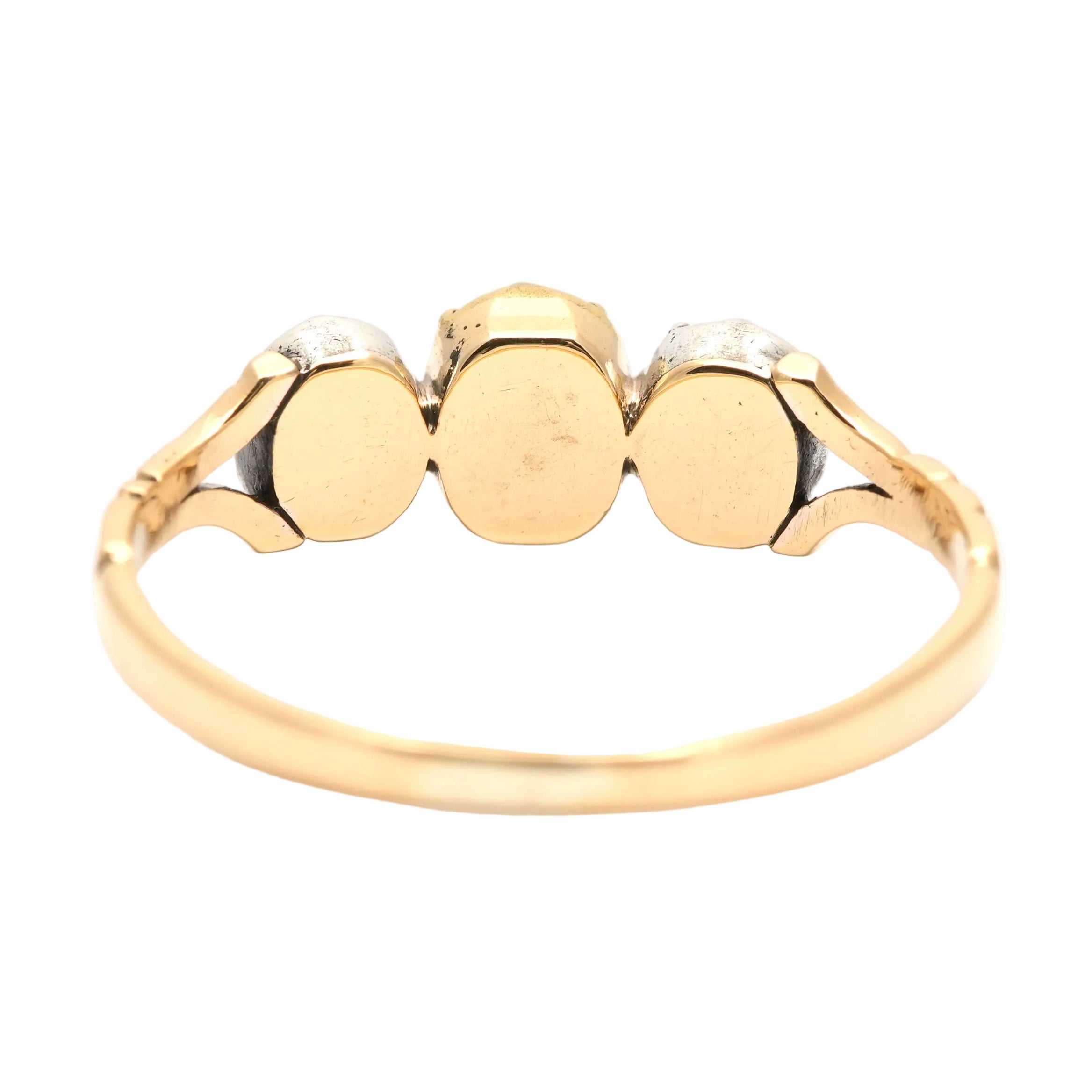 Bague Trilogie en or jaune, rubis et diamants