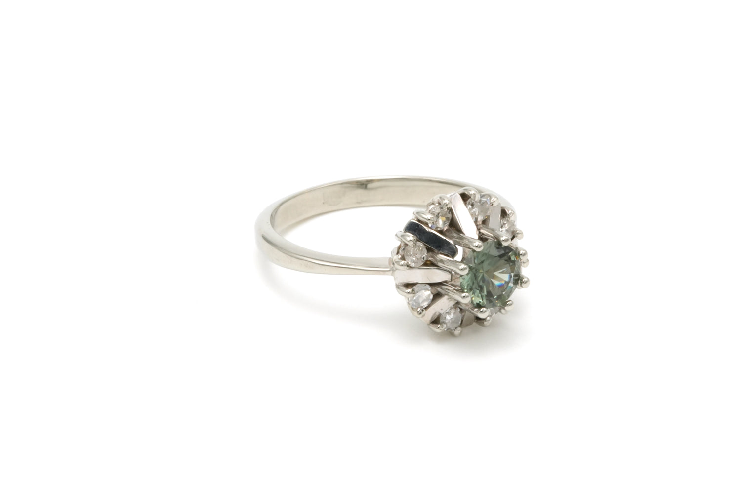 Bague Marguerite en or blanc, tourmaline et diamants