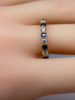 Bague Alliance en or jaune, saphirs et diamants