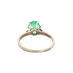 Bague Solitaire en or blanc et émeraude