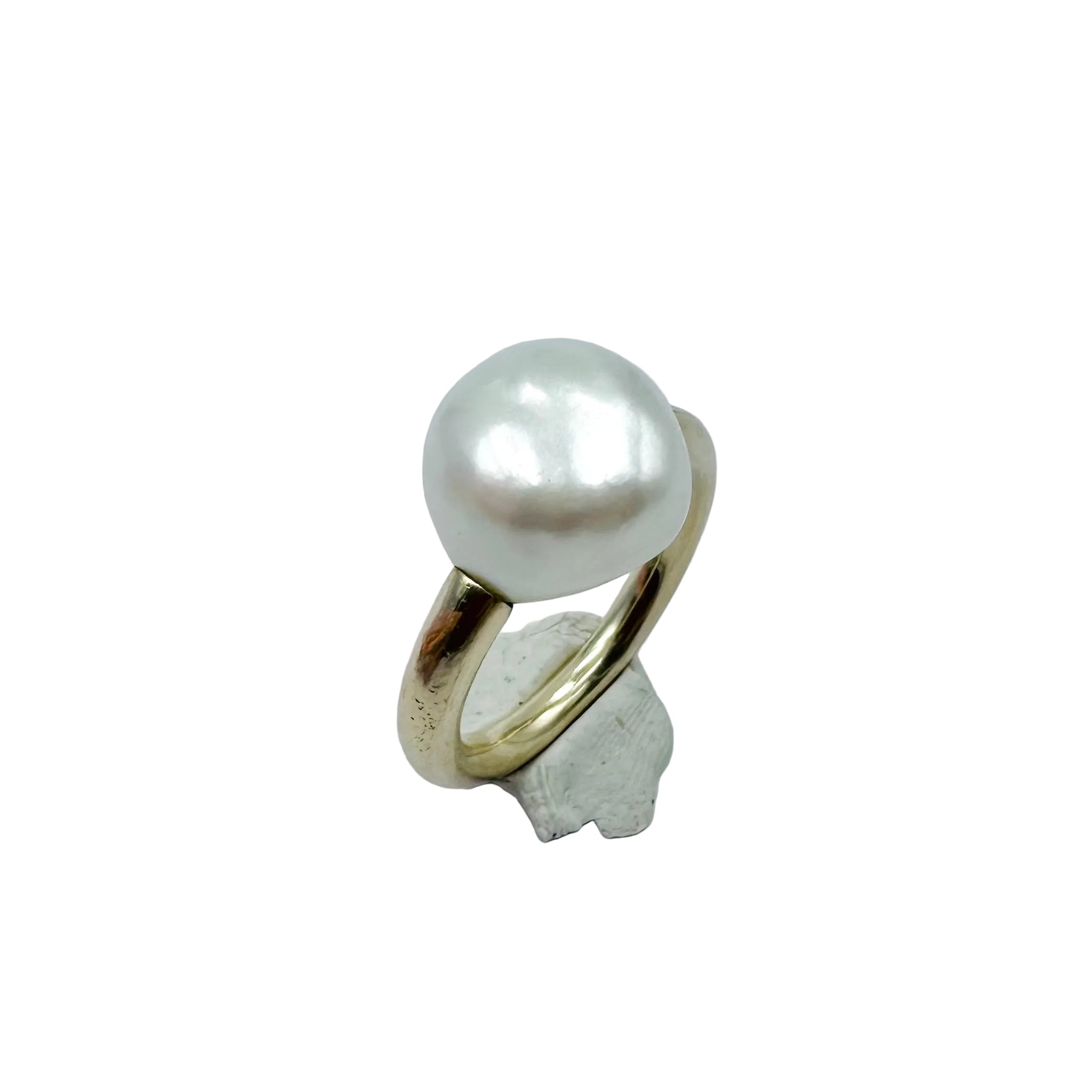 Bague Solitaire en or jaune et perle