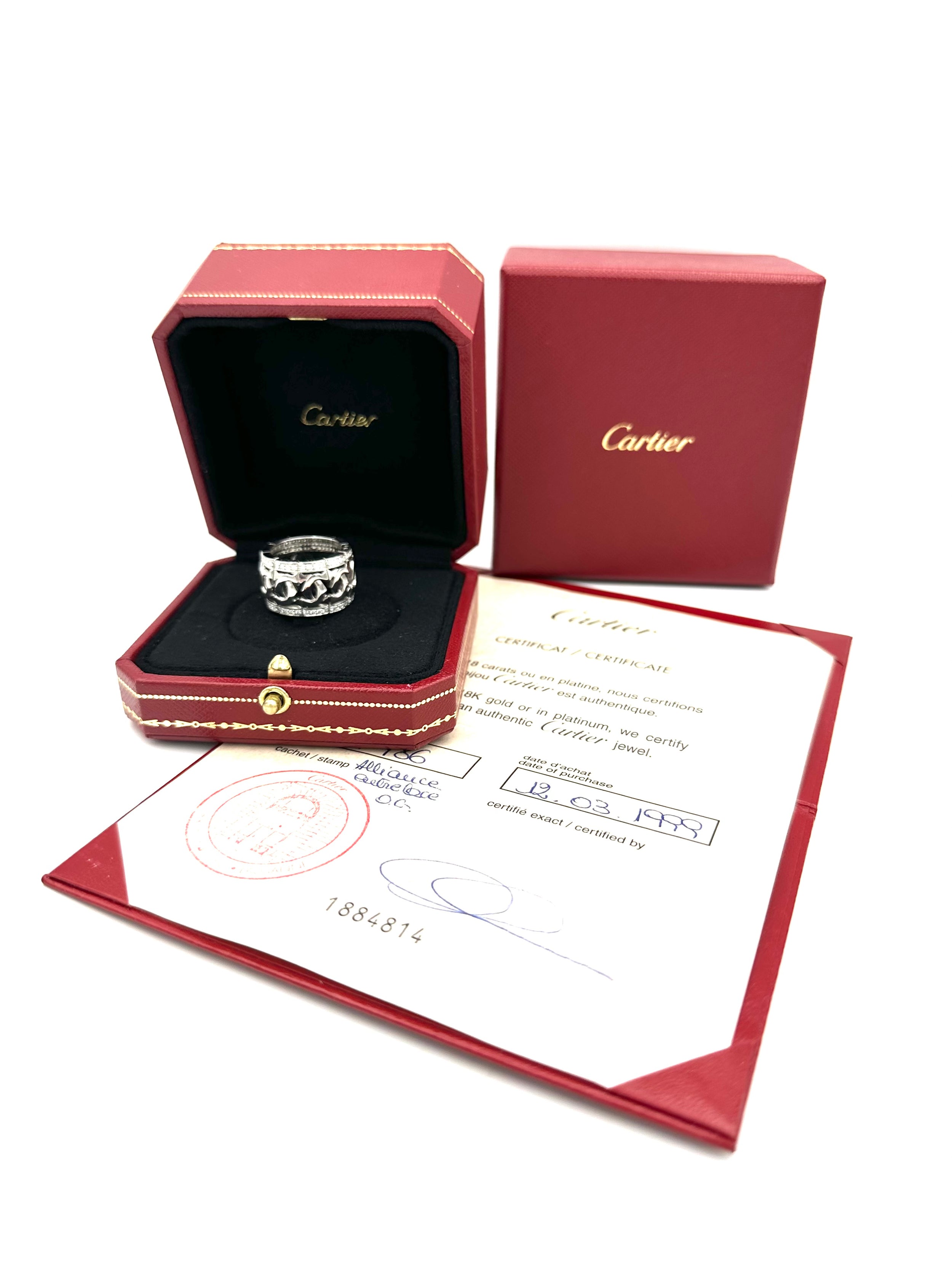 Bague CARTIER  "Entrelacés" en or blanc et diamants