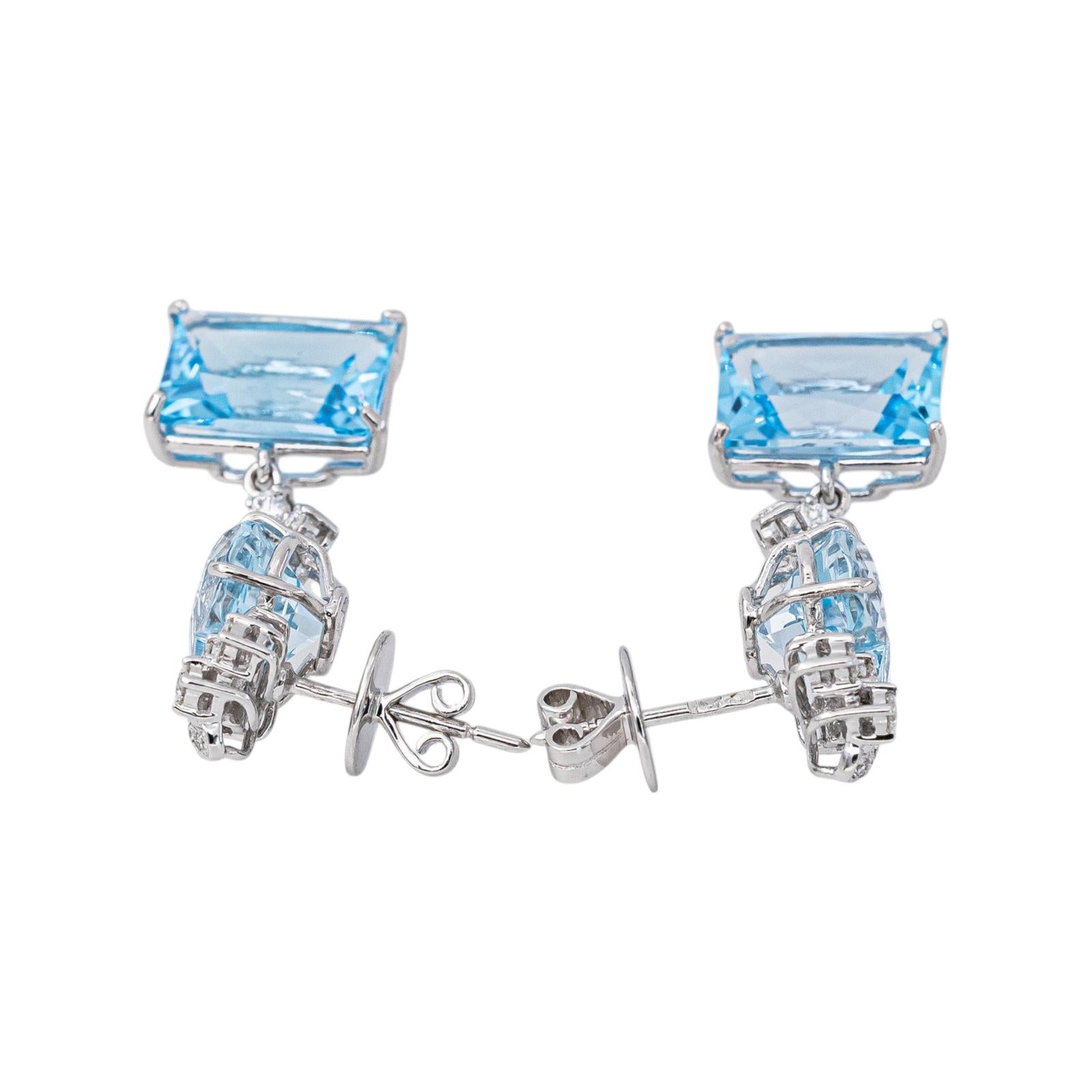 Boucles d'oreilles Pendantes en or blanc, topazes et diamants