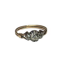 Bague Trilogie en or rose et diamants