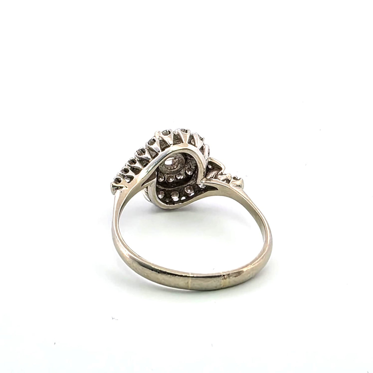 Bague en or blanc et diamants