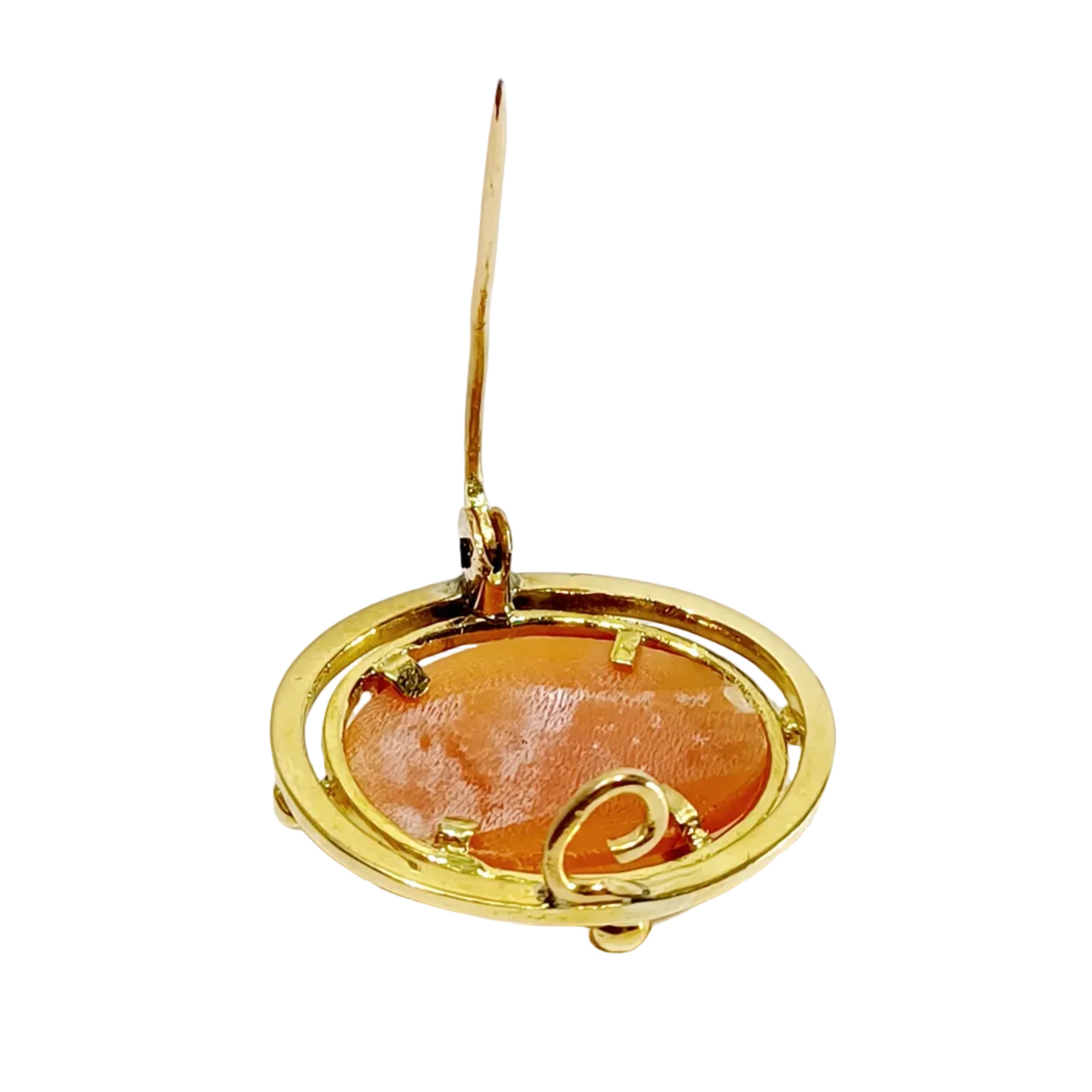 Broche Camée en or jaune