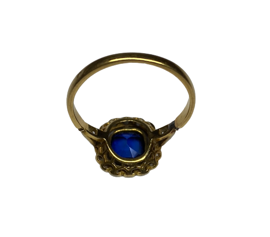 Bague Entourage en or jaune, saphir et diamants