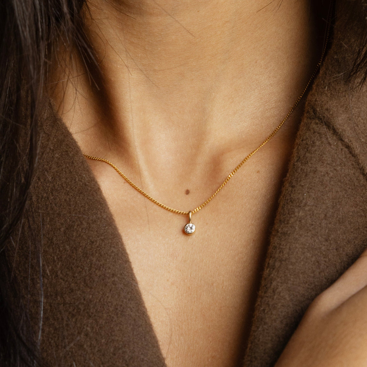 Collier Pendentif en or jaune et diamant