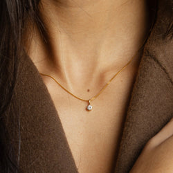 Collier Pendentif en or jaune et diamant