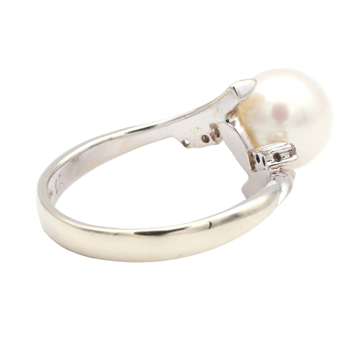 Bague Solitaire en or blanc, perle et diamants