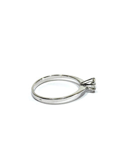 Solitaire en or blanc et diamant