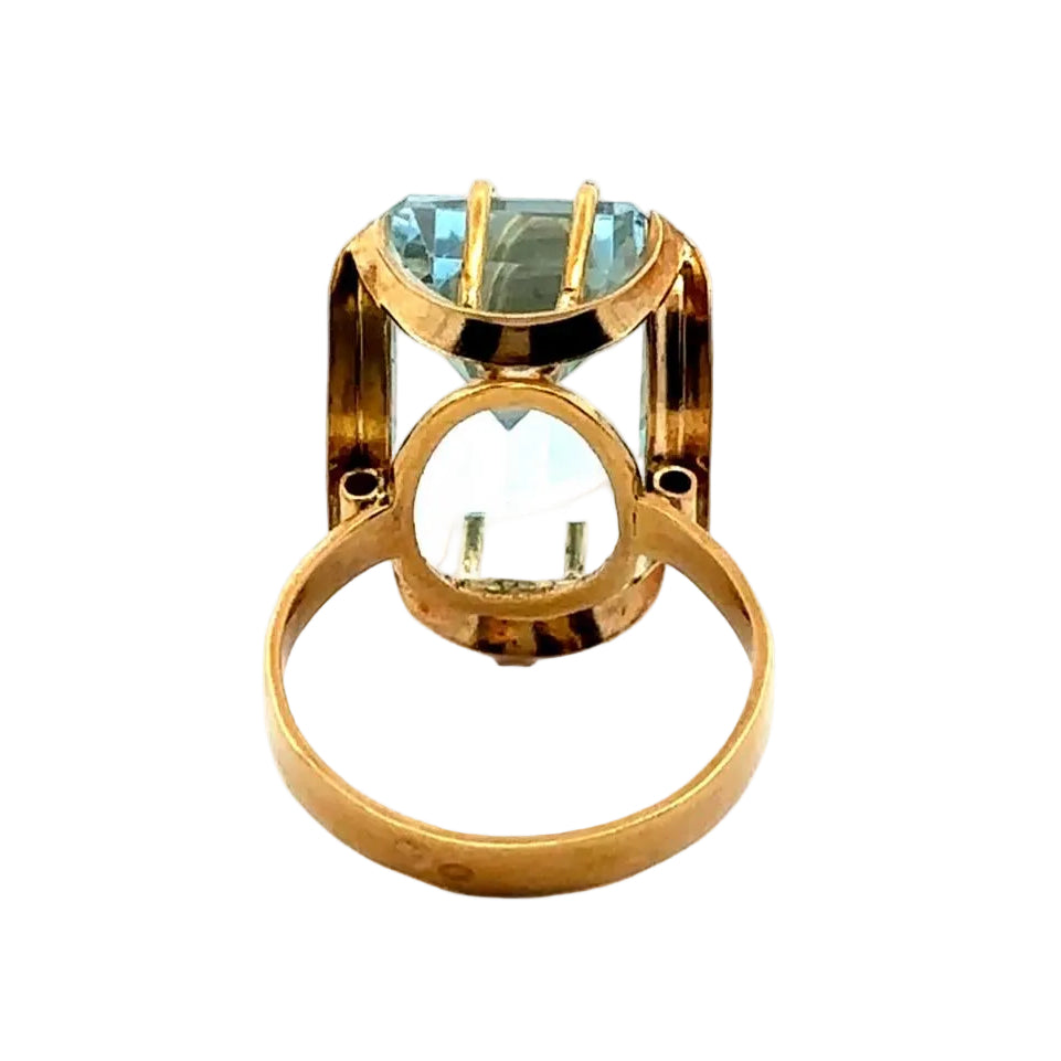 Bague Cocktail en or jaune et topaze
