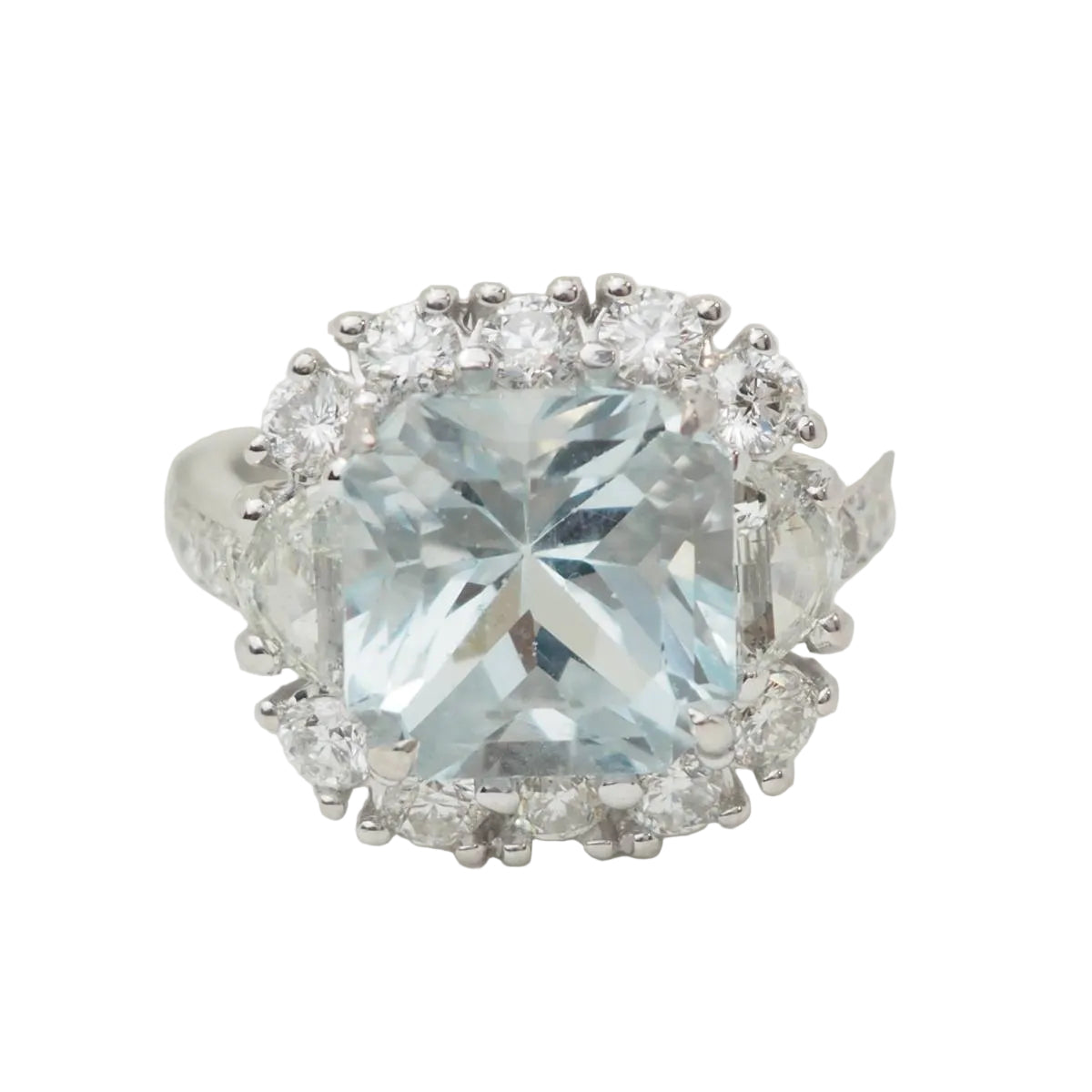Bague Entourage en or blanc, aigue-marine et diamants