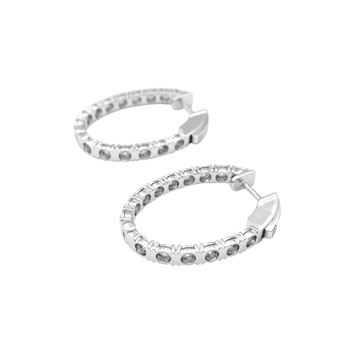 Boucles d'oreilles Créoles en or blanc et diamants