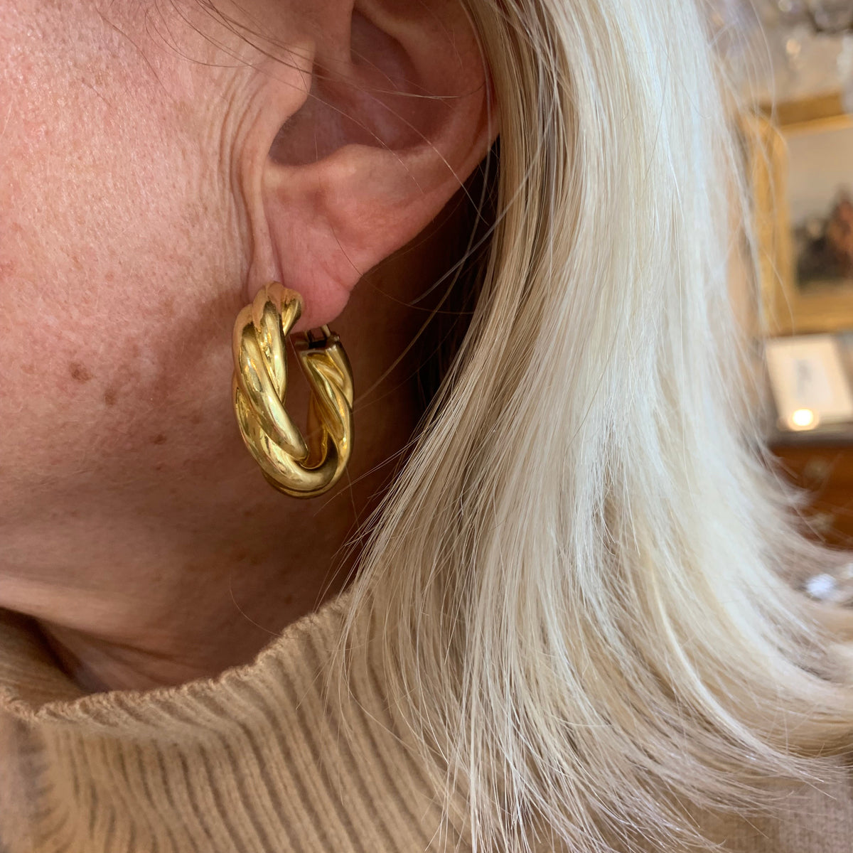 Paire De Boucles D'Oreilles Vintage En Matériaux Composites - Doré - Fermoir Clip - Occasion