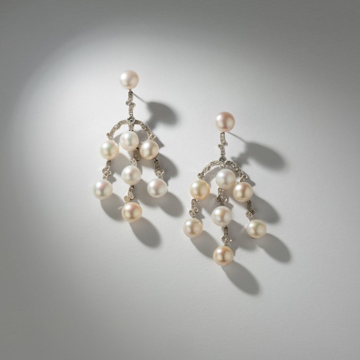 Elégante paire de boucles d'oreille Girandole perles des diamants