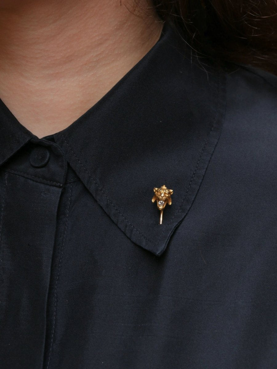 Épingle à cravate tête de félin or jaune diamant taille ancienne - Castafiore