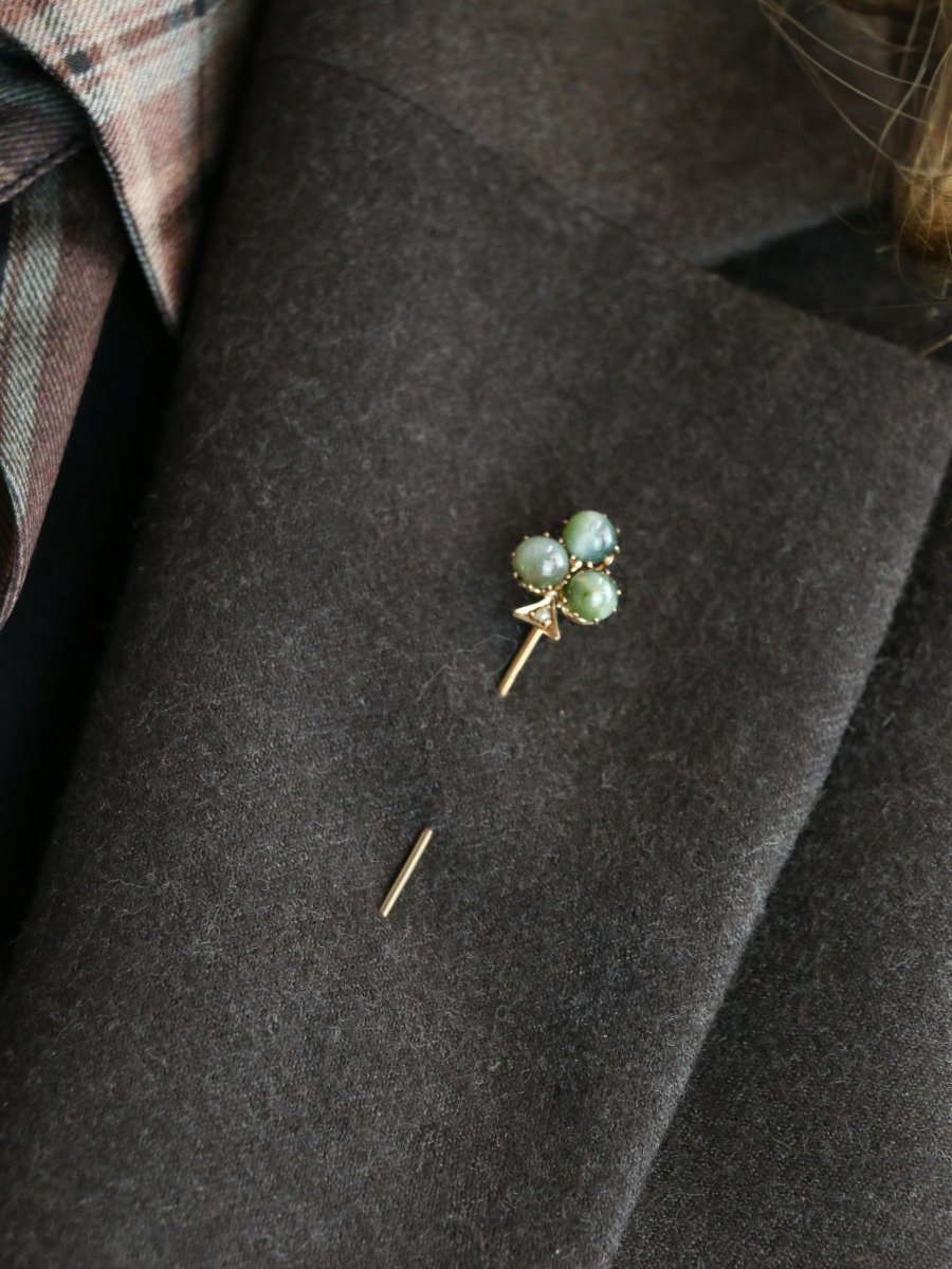 Epingle à cravate trèfle oeil de chat - Castafiore