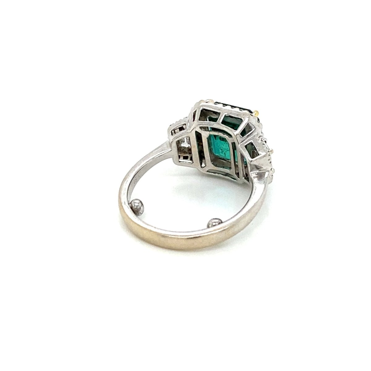 Estate Certified 3,33 Carat Natural Emerald Diamonds Gold Ring - Castafiore