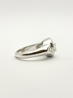 Bague Chevalière en or blanc et diamants