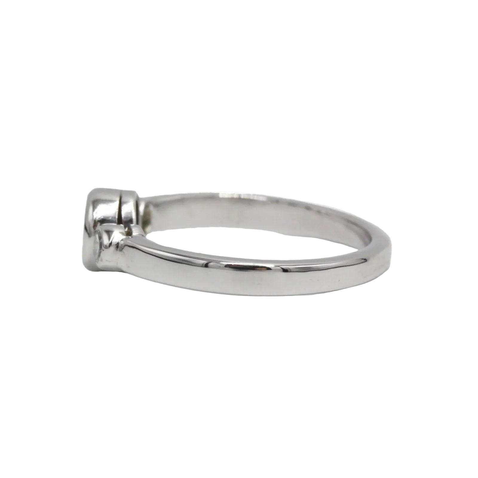 Bague Trilogie en or blanc, platine et diamants