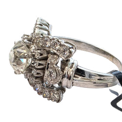 Bague Entourage en or blanc et diamants