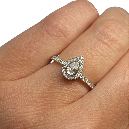 Bague Entourage MESSIKA "Joy" en or blanc et diamants