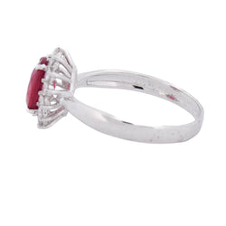 Bague Entourage en or blanc, rubis et diamants