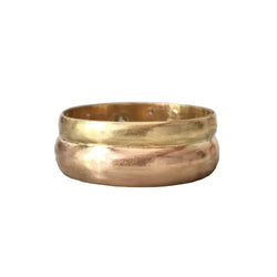 Bague Alliance en or jaune, or rose et diamants