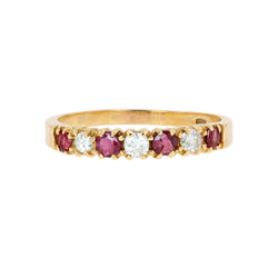 Bague Alliance en or jaune, rubis et diamants