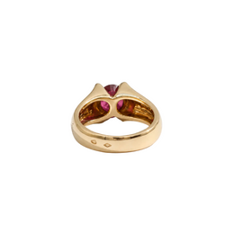 Bague Entourage en or jaune, rubis et diamants