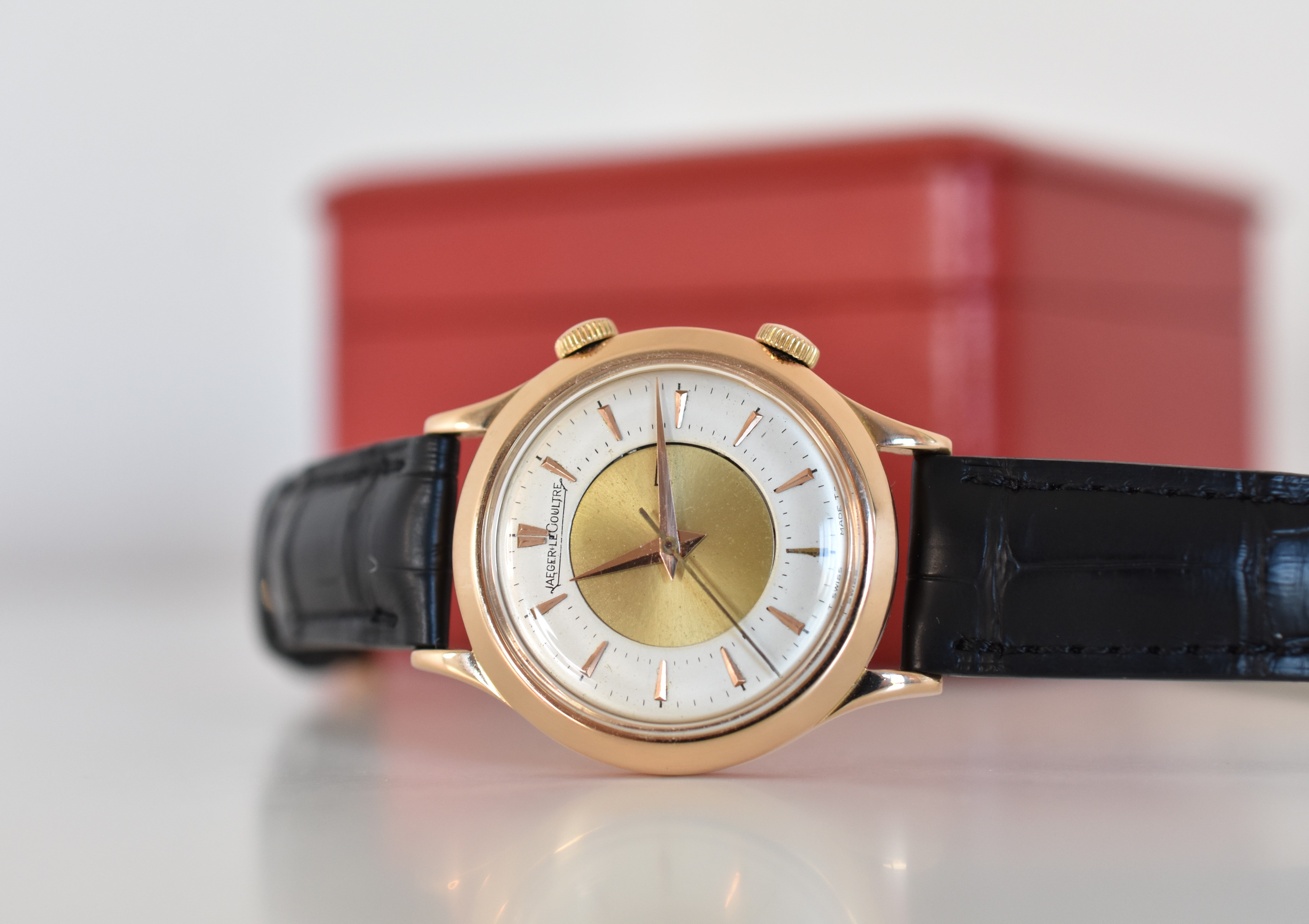 Jaeger-LeCoultre Mémovox Réveil, Calibre P489/1, Or rose 18 carats, 1955