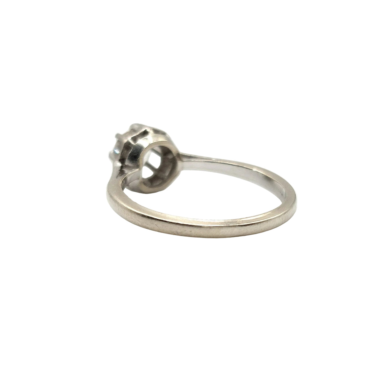 Bague Solitaire en or blanc et diamants