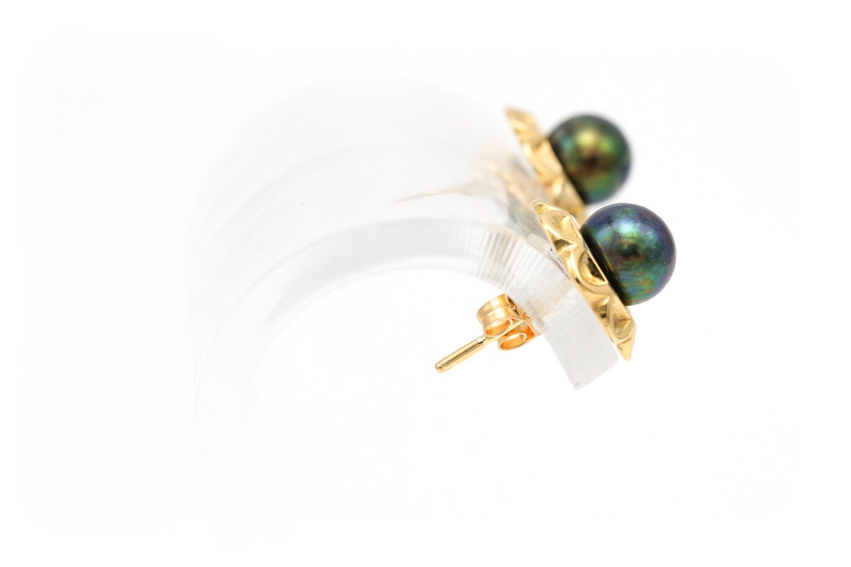 Boucles d'oreilles Puces en or jaune et perles