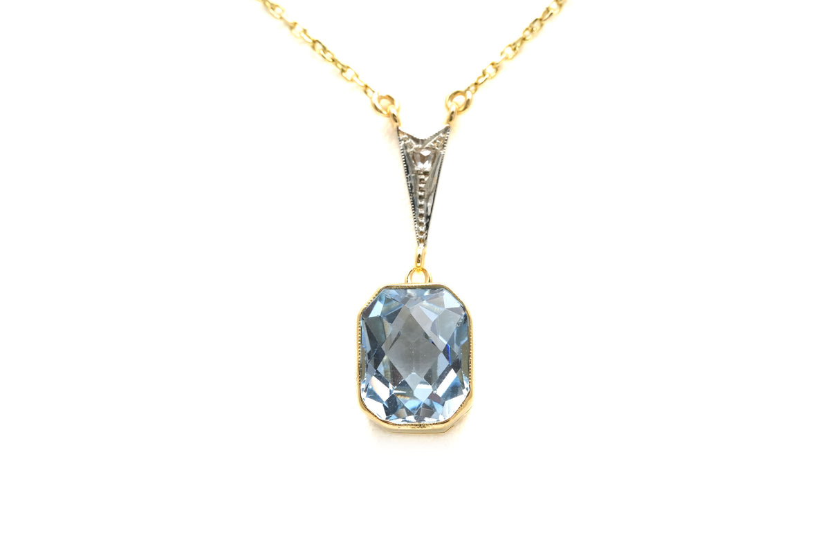 Collier Pendentif en or blanc, or jaune, topaze et diamant