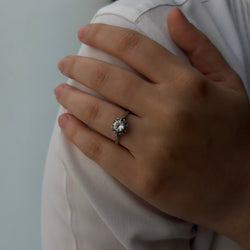 Bague Solitaire en or blanc et diamants