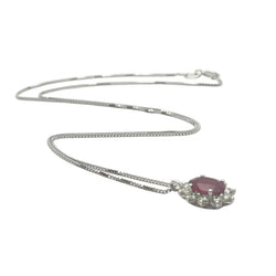Collier Pendentif en or blanc, rubis et diamants