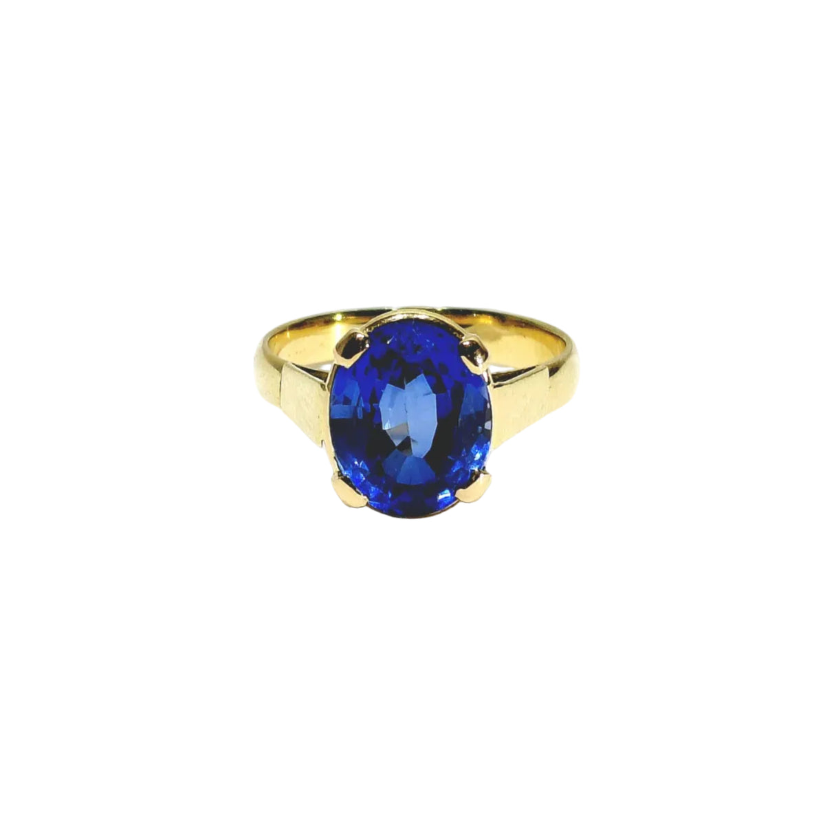 Bague en or jaune et saphir