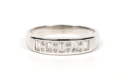 Bague Alliance en or blanc et diamants