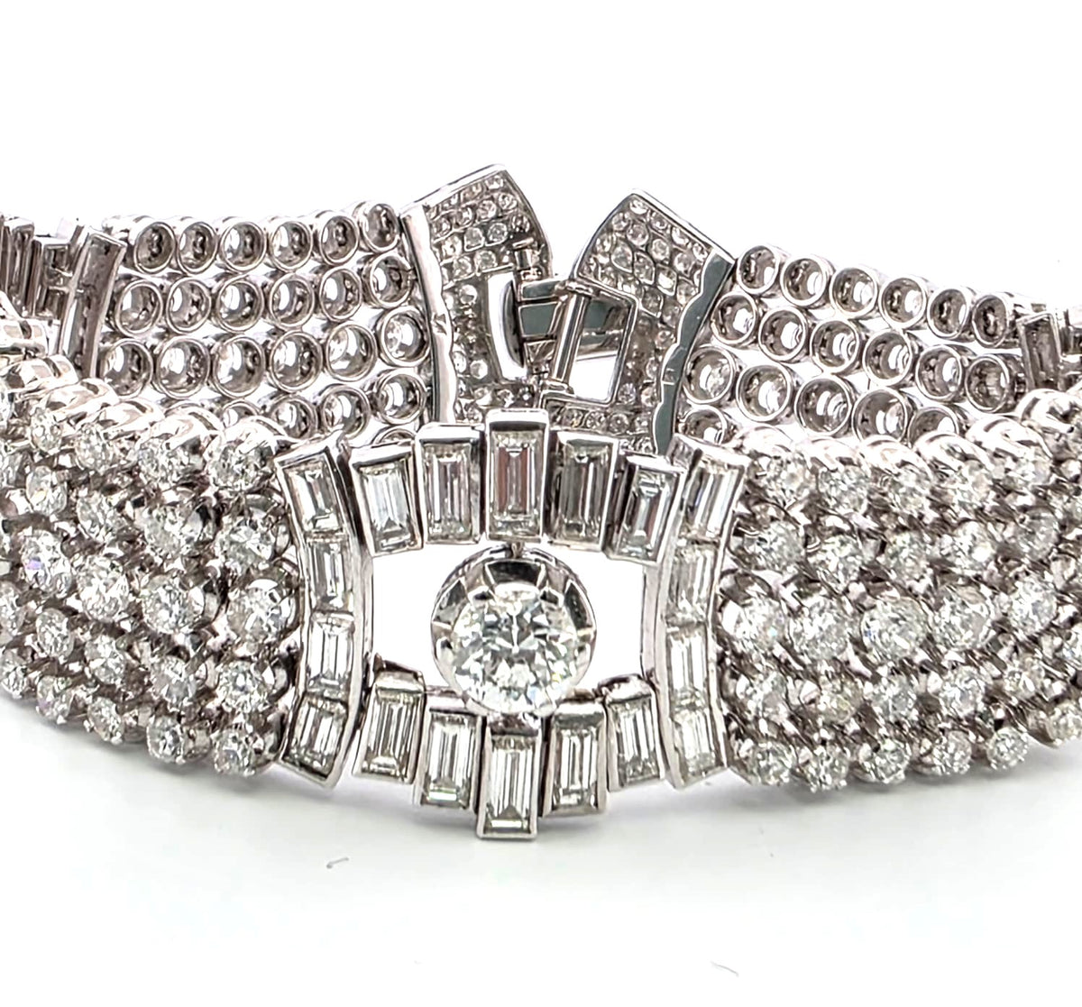 Bracelet en platine et diamants