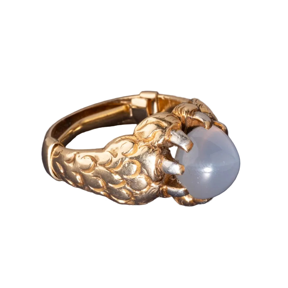 Bague Cocktail en or jaune et saphir