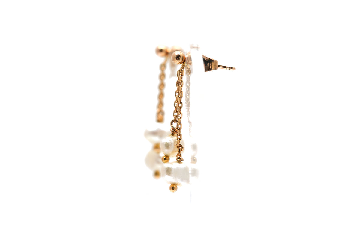 Boucles d'oreilles Pendantes en or jaune et perles