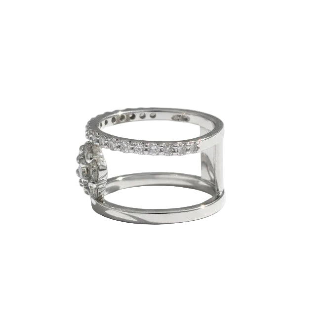 Bague Marguerite en or blanc et diamants