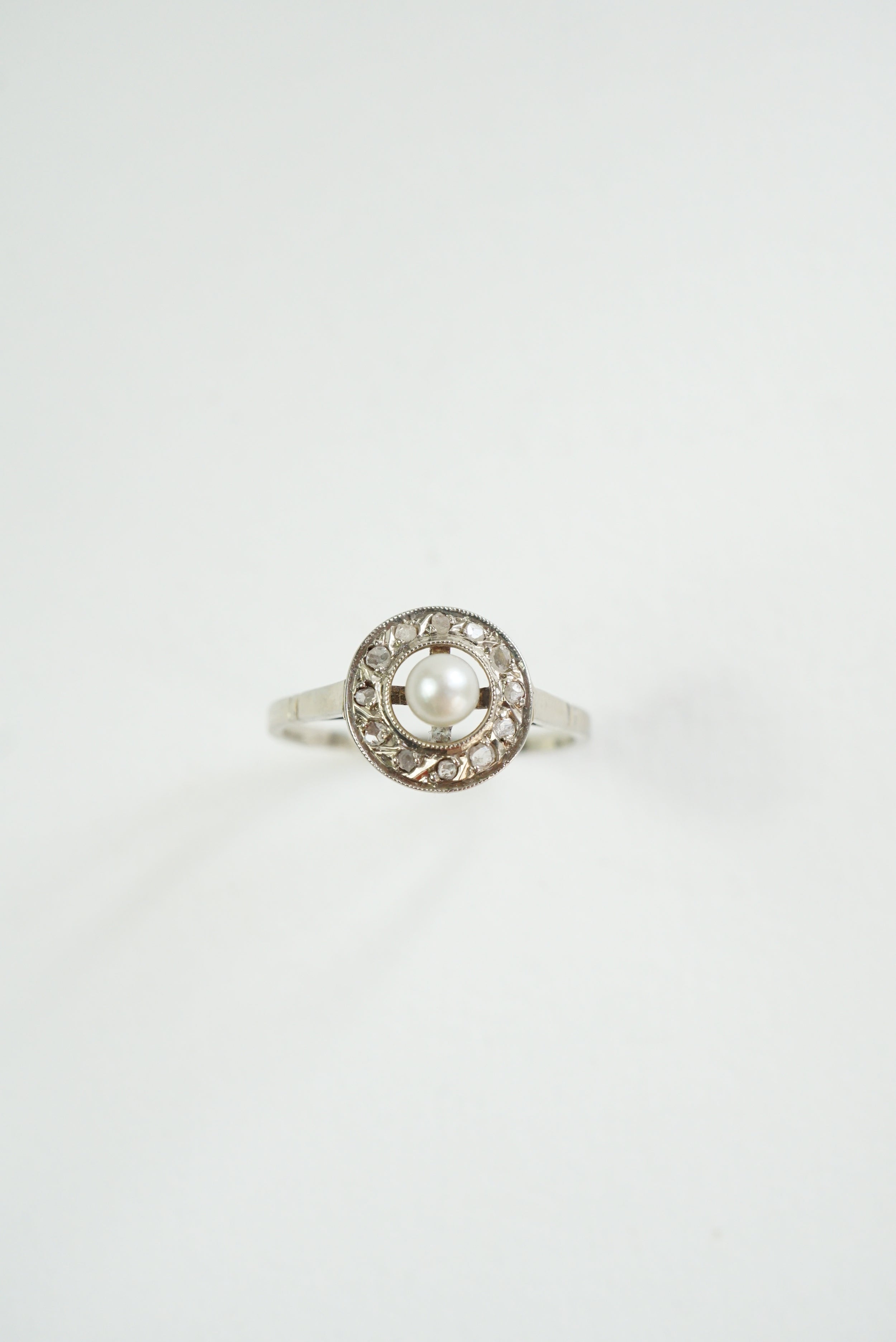 Bague cible or diamants et perle