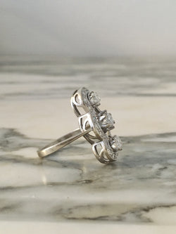Bague en or blanc et diamants